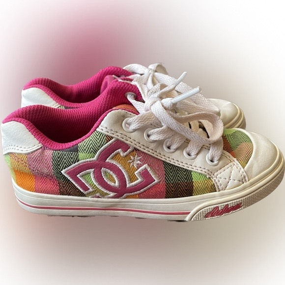 DC Chelsea Charm J Low Skate Shoe Pink Plaid Girls Size 11 - Picture 2 of 6